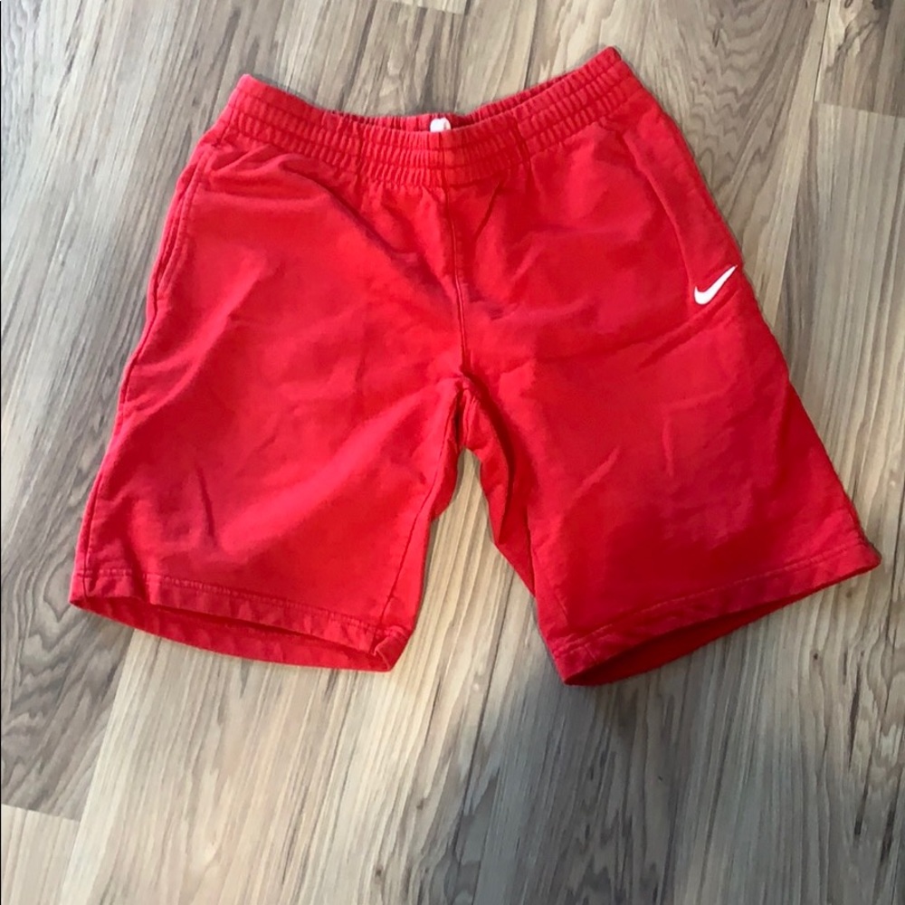 Red cotton Nike lounge shorts